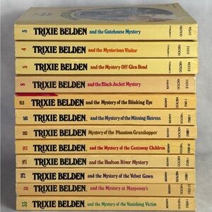 Trixie Belden Mystery Book Set